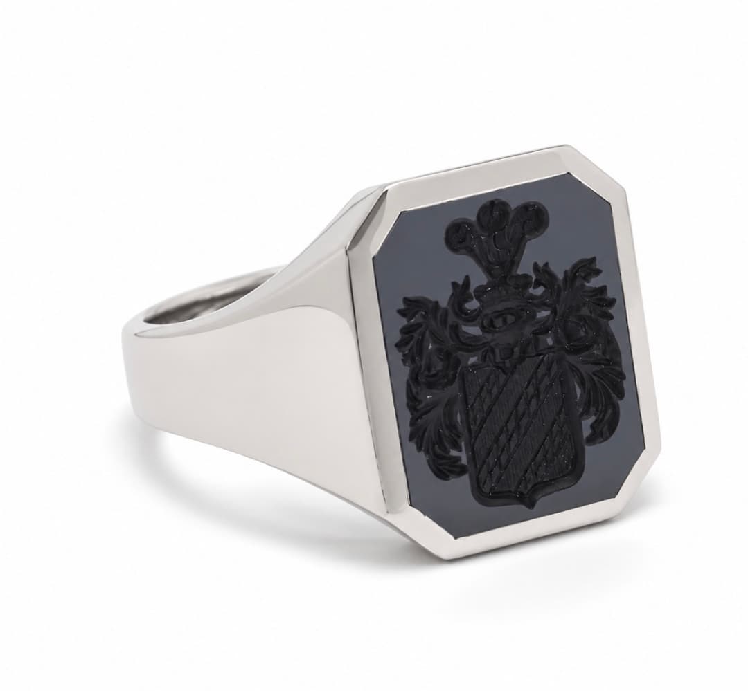 Witgoud Achtkant Lagensteen donkerblauw