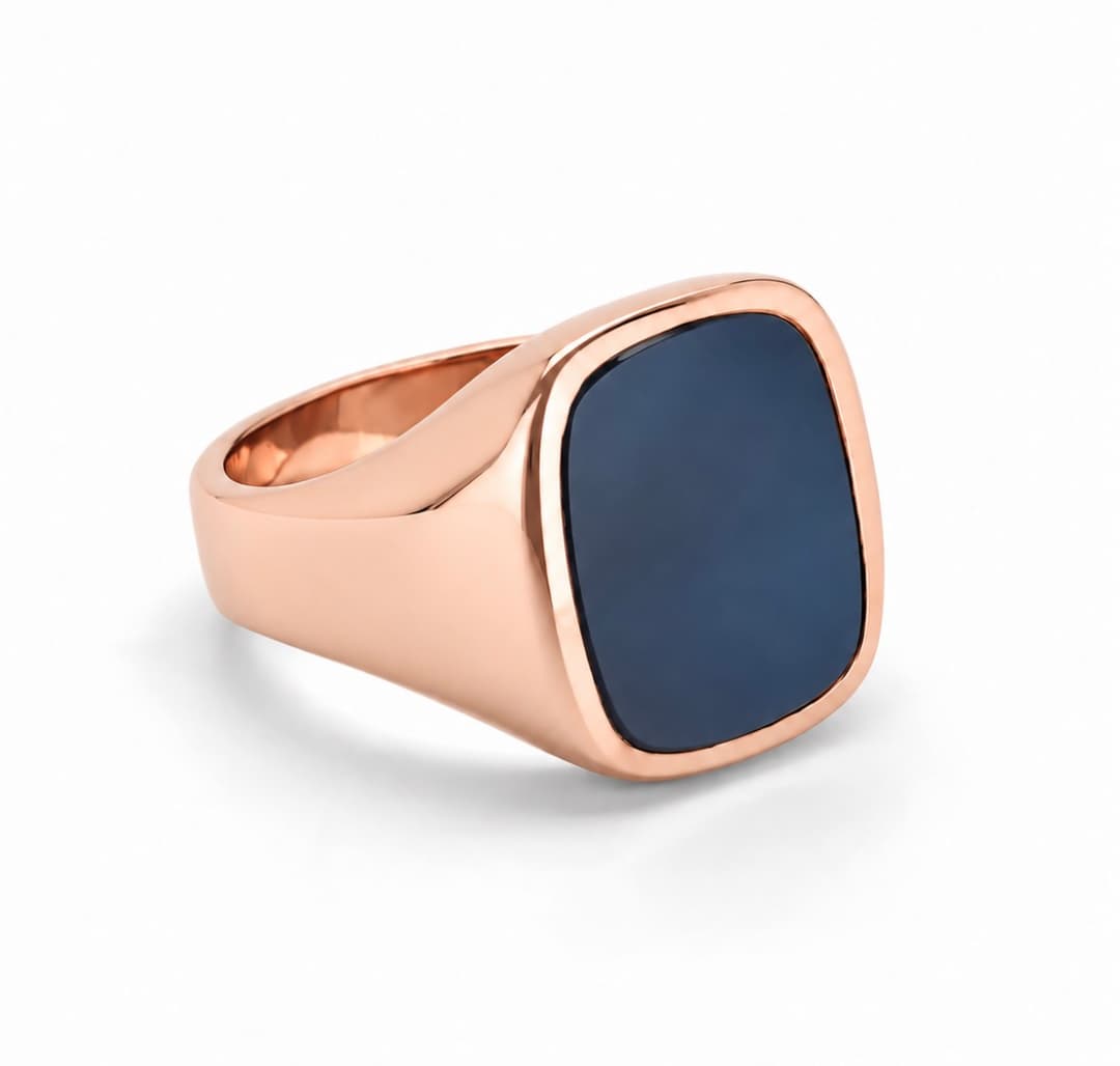 Roségoud Classic Antiek met Donkerblauwe Lagensteen