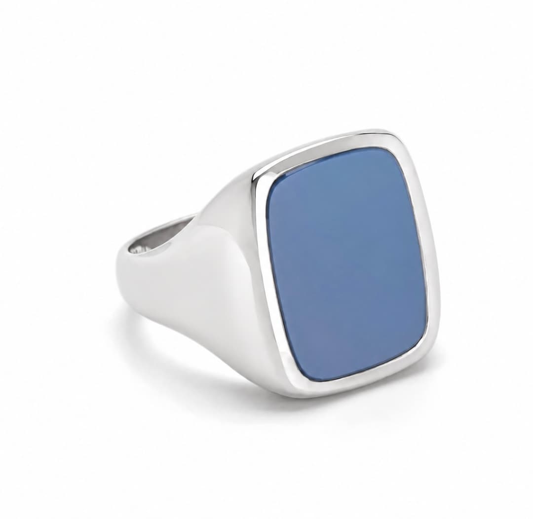 Witgoud Antiek met Middenblauwe Lagensteen