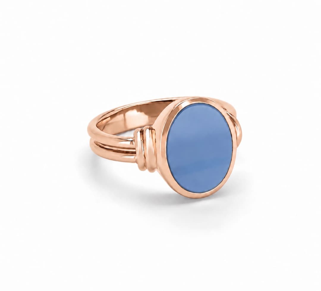 Roségoud Ovaal met Dubbele Scheen en Middenblauwe Lagensteen